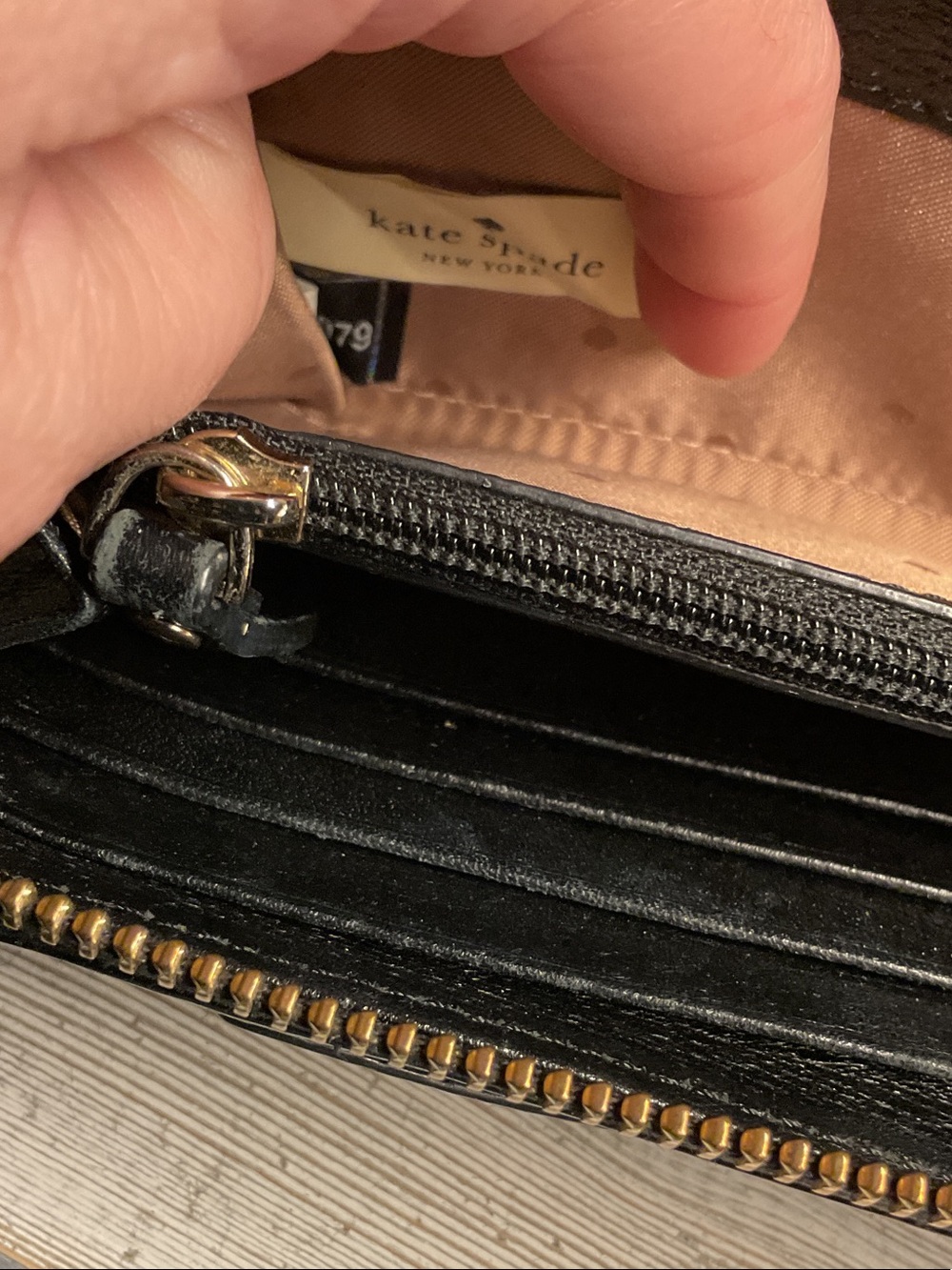 Kate Spade Black Bow wallet - Picture 7 of 7